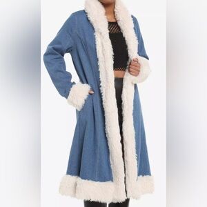 Social standard size 5 Elegant Denim Teddy Coat with Cream Fur Trim nwt